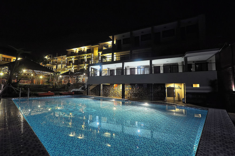 Spencer Green Hotel バトゥ エクステリア 写真